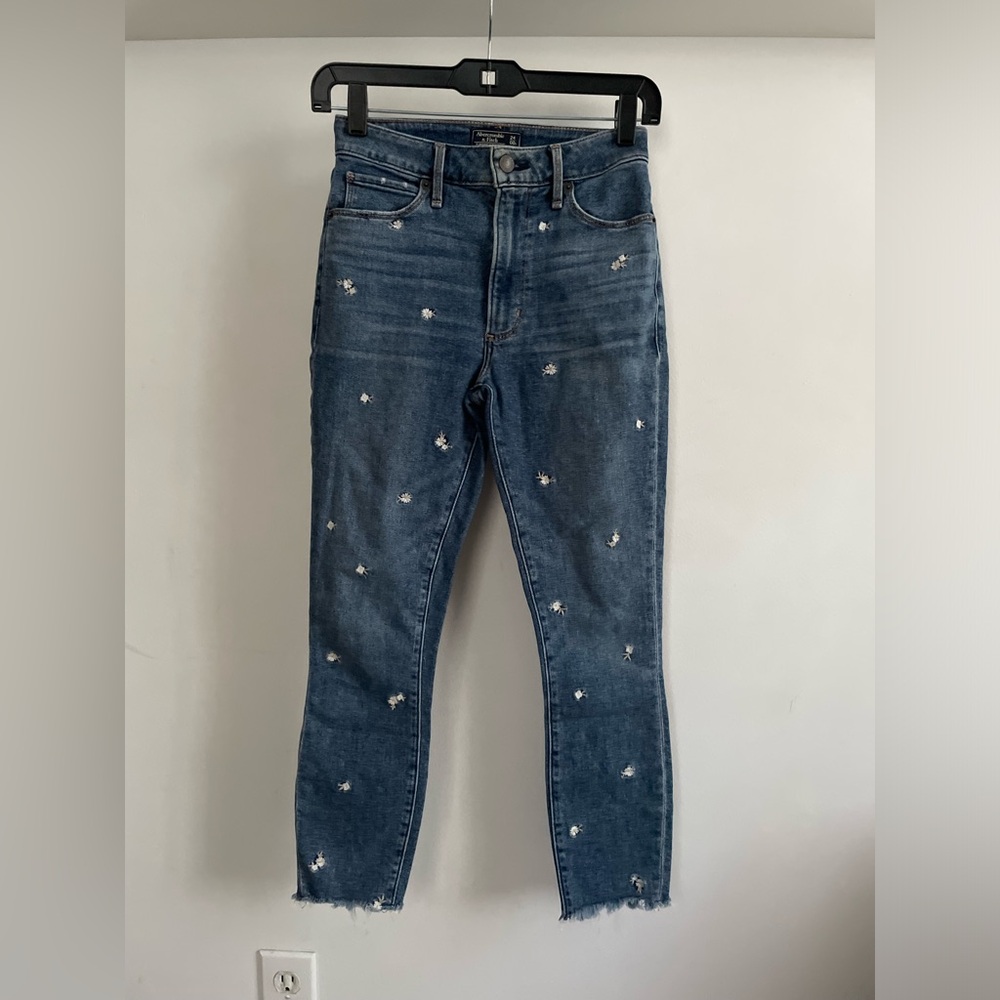 Abercrombie & Fitch Ankle-Crop Skinny Jeans Size 00 (24) SHORT